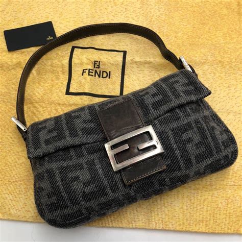 fendi バケットバッグ